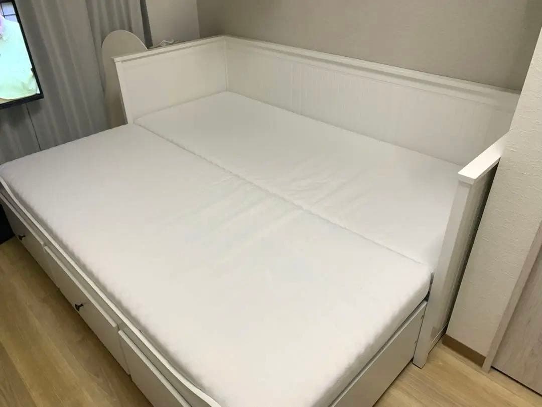 HEMNES ヘムネス ベッド ホワイト 引き出し付き（引取り可能）