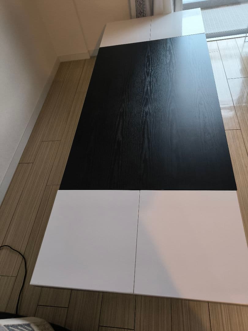 東京インテリア購入　折りたたみ式昇降ダイニングテーブル　ブラックガラス