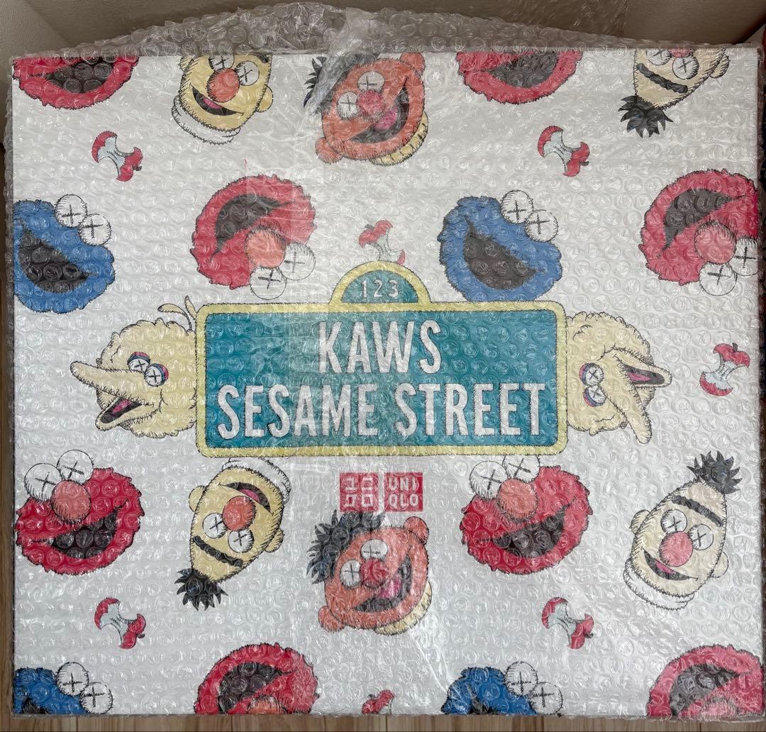 【新品】UNIQLO×KAWS セサミストリート ぬいぐるみセット