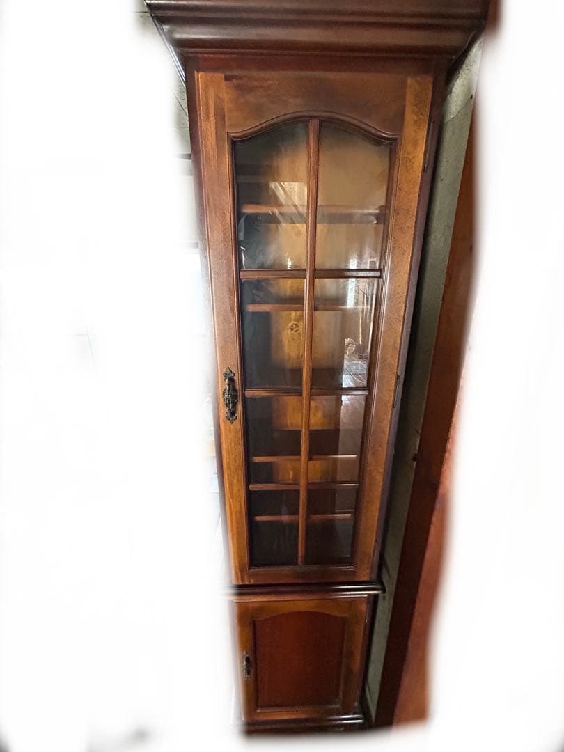 最終値下げ】カリモクコロニアル食器棚 残り1週間で販売中止