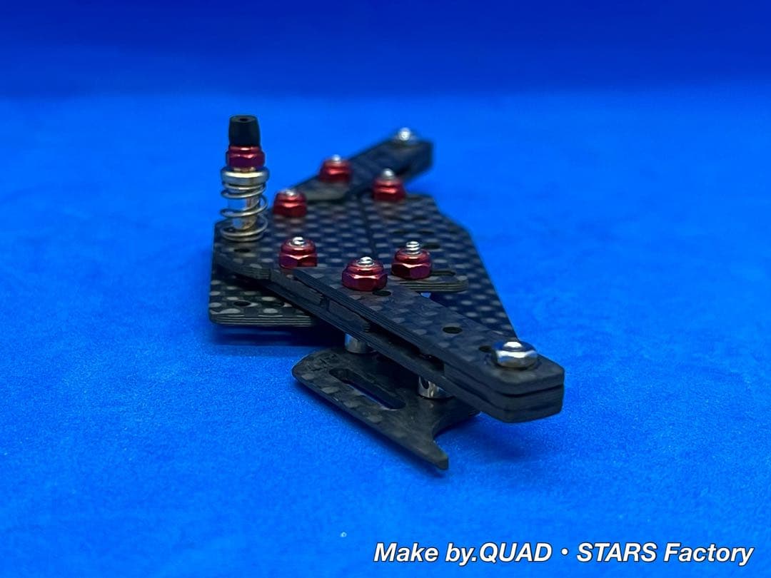 【ミニ四駆・MS用】１軸リヤアンカー　ブラックアウト／カーボン【13mm対応】