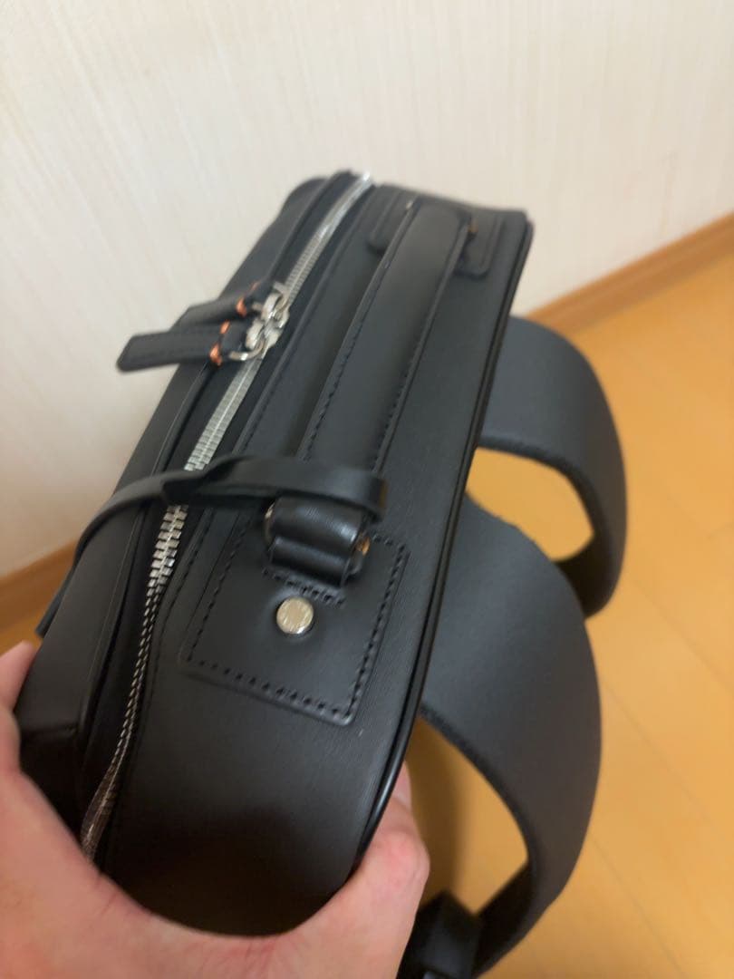 IS/IT ブラック リュック・バックパック