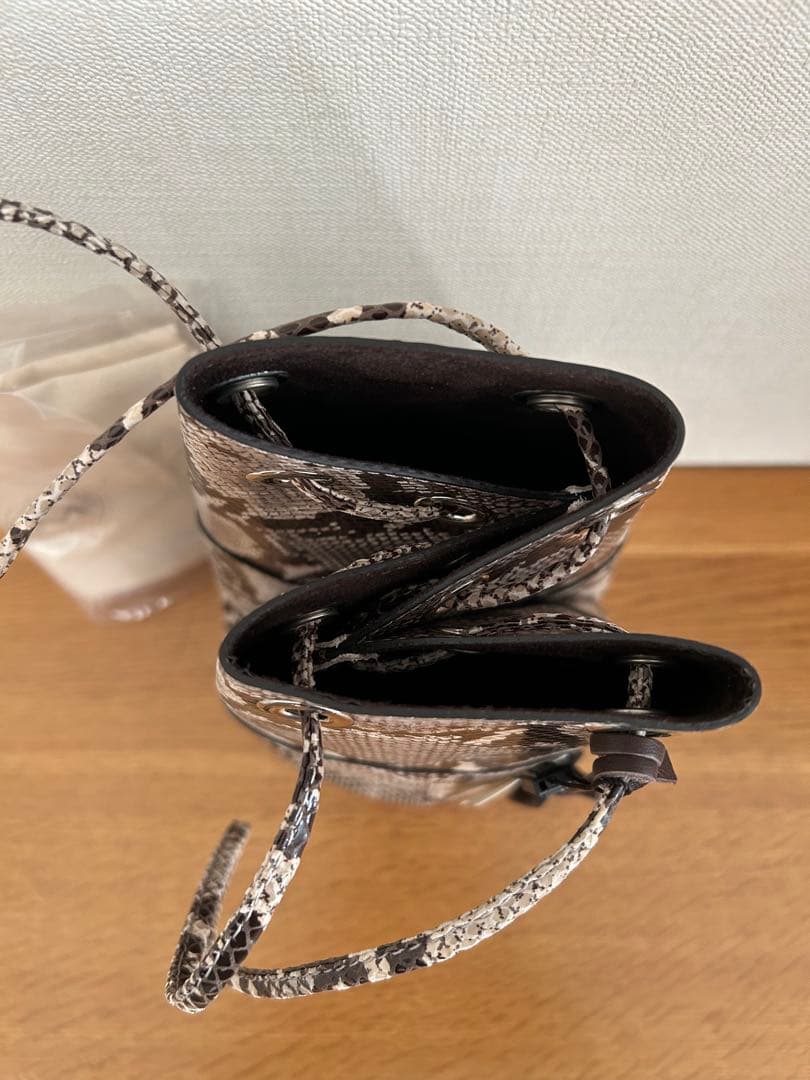 未使用 marco masi マルコマージ パイソン レザーバッグ　ハンドバッグ