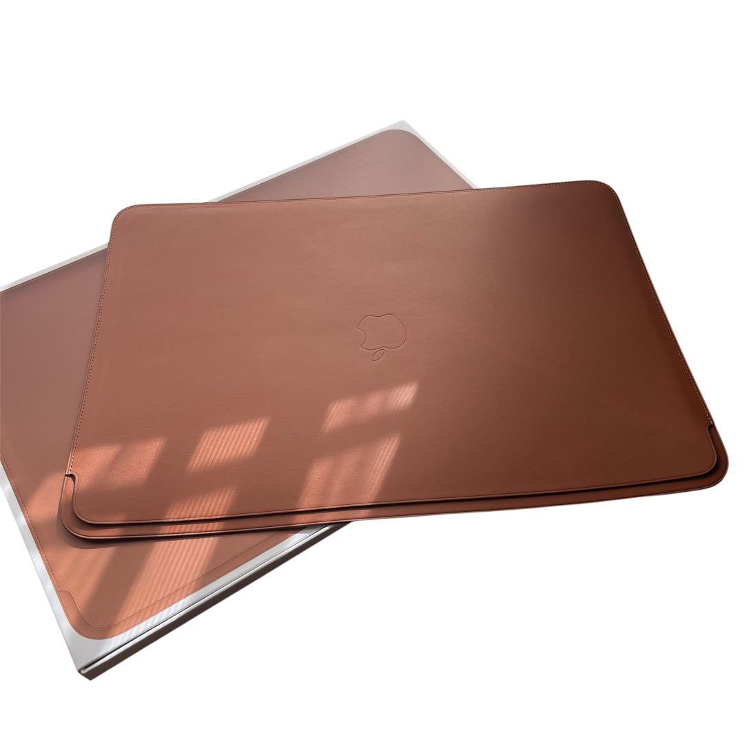 ほぼ新品】純正 Apple MacBook 15インチ レザースリーブ - メルカリ