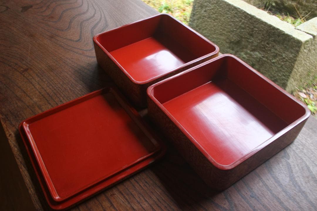 小傷あり！上質朱漆に極上菊詰沈金の映える輪島塗二段重（