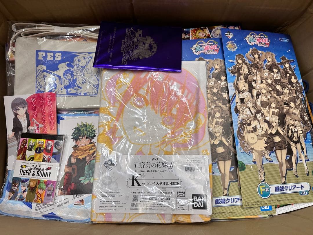 400 2 アニメグッズ 人気 ジャンプ 萌え系 美少女 少年 まとめ