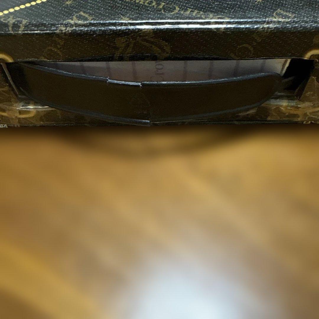 プリズムストーン トランク (146個)