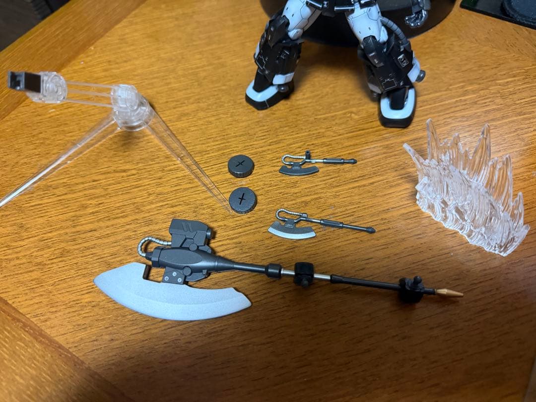 1/144 黒い三連星ザク　塗装済み完成品