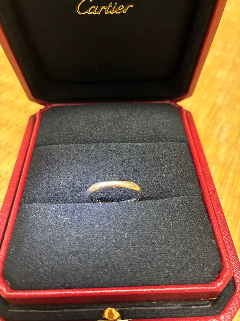 Cartier 1895 ウェディングリング、幅2.6MM、ダイヤモンド1石