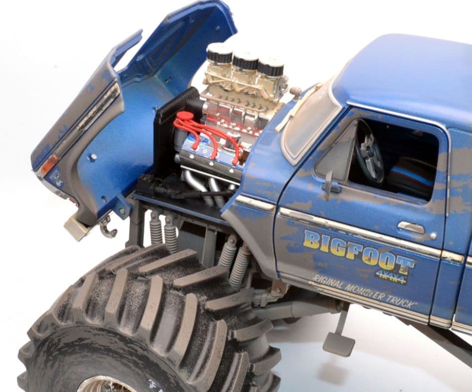 ビッグフット1974 フォード F-250モンスタートラックダーティバージョン