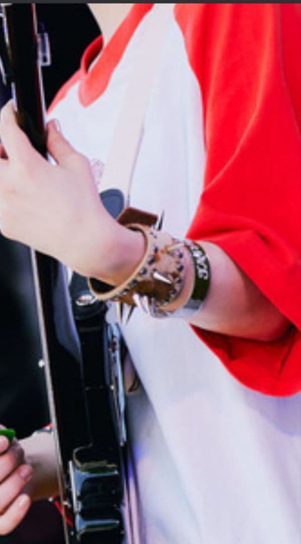 パンクスパイクバングル・リストバンドレザーブレススパイクコーンサバシスターなち