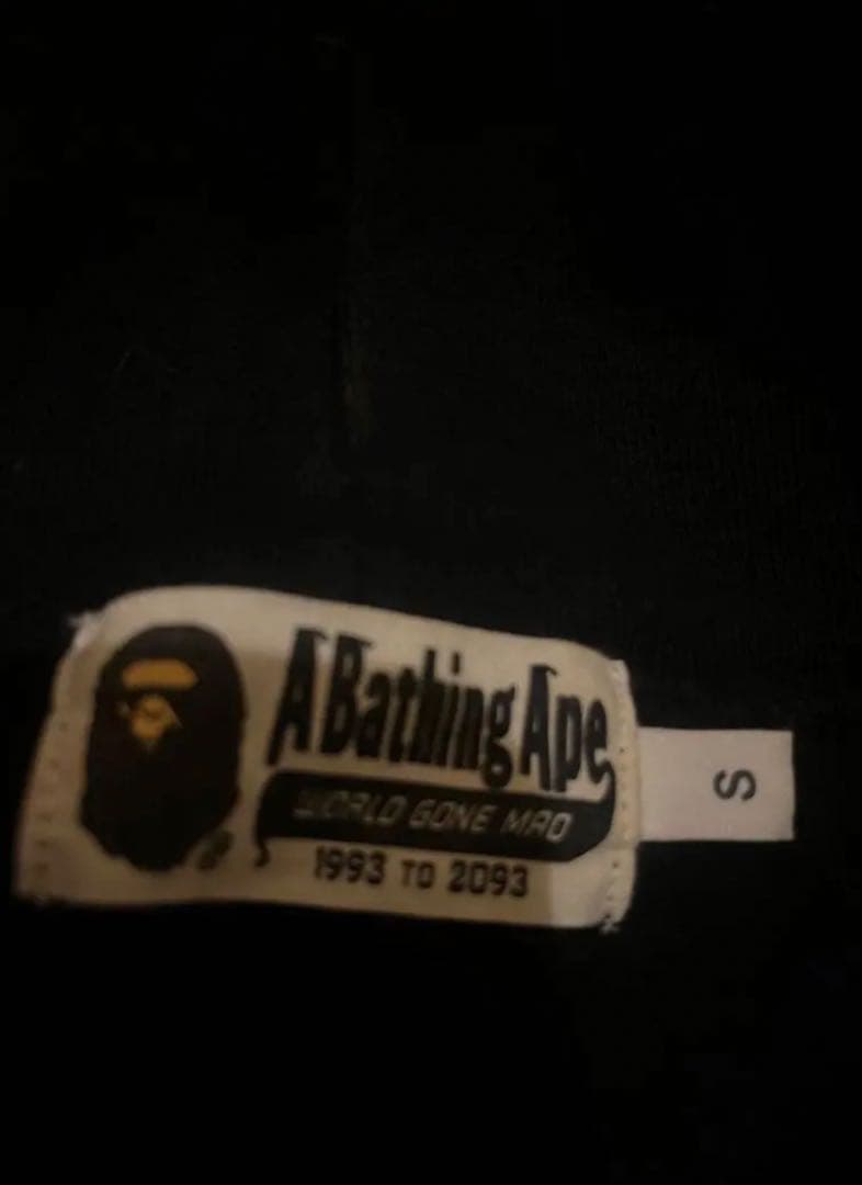 アベイジンエイプ　シャークパーカー 黒
