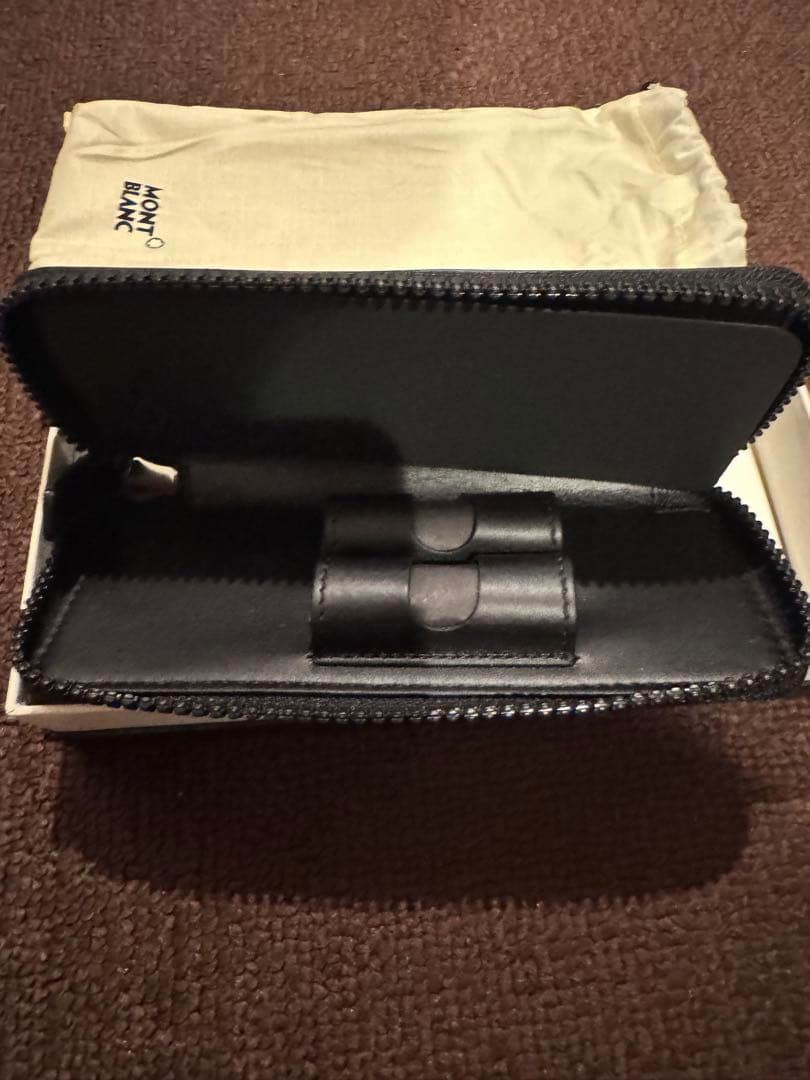 【新品未使用】Mont Blanc Extreme ペンケース 111146
