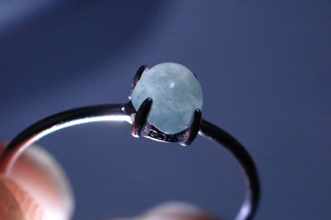 糸魚川翡翠翡翠ひすい青入コン沢4ミリリング指輪11号