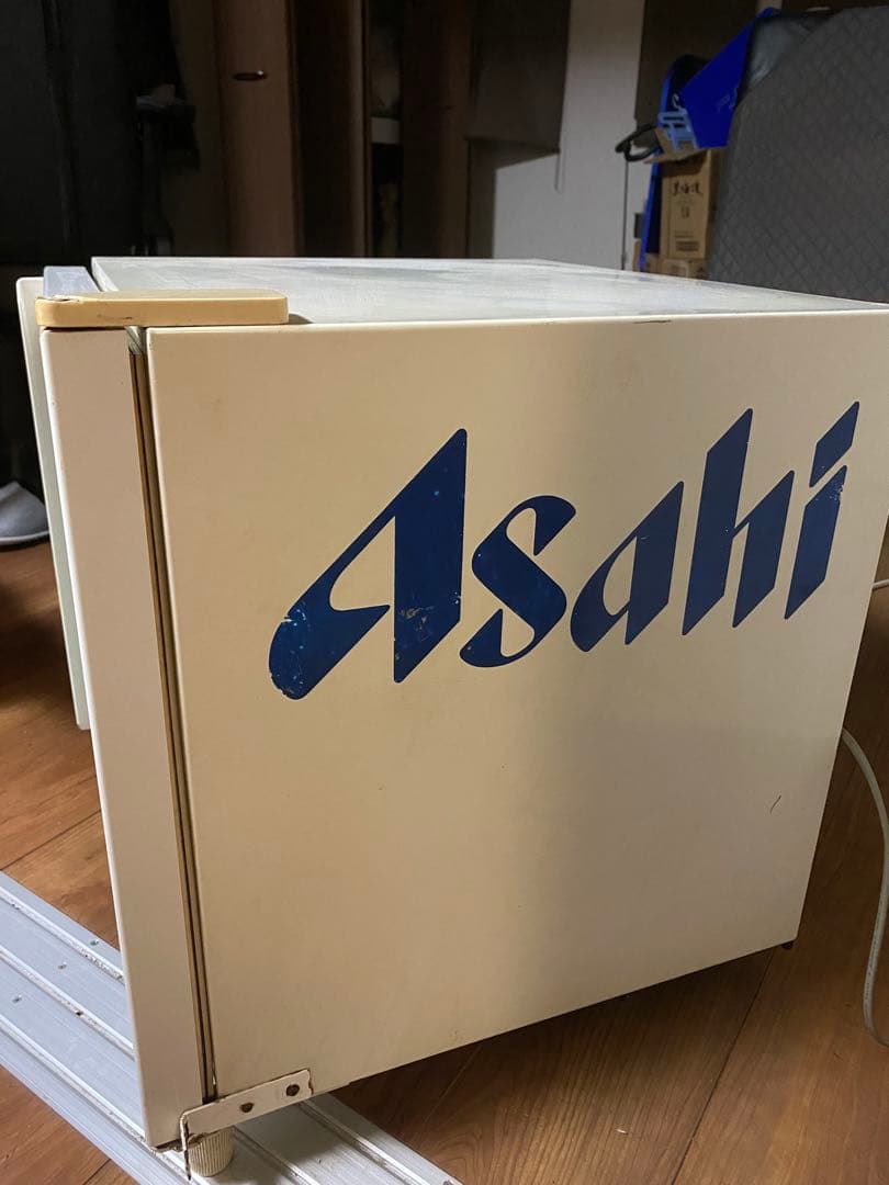 サンヨ小型冷蔵ショーケース冷凍にもOK-10℃今は販売してない かなりめじらしい