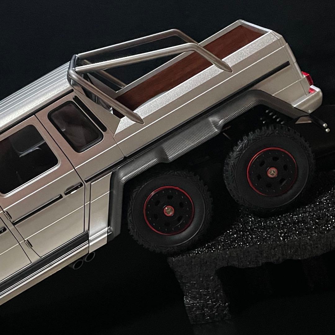 1/18 AUTOart メルセデス・ベンツ AMG G63 6×6