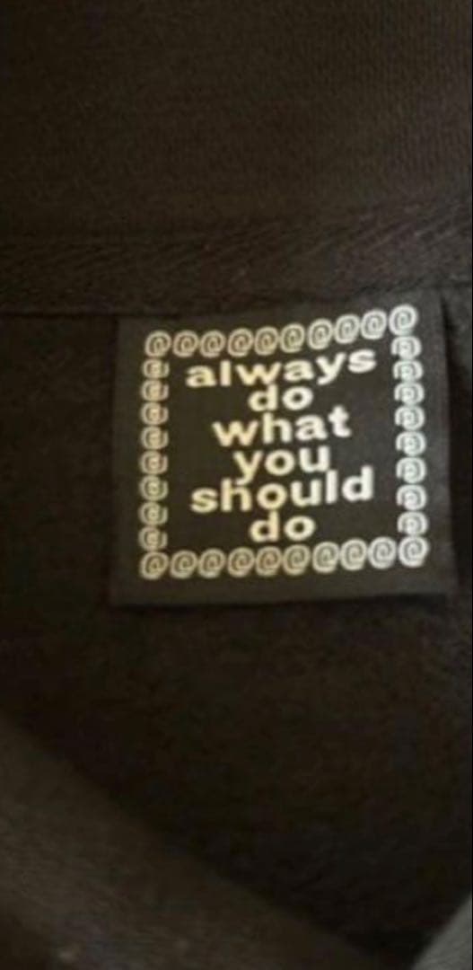 always黒パーカーS