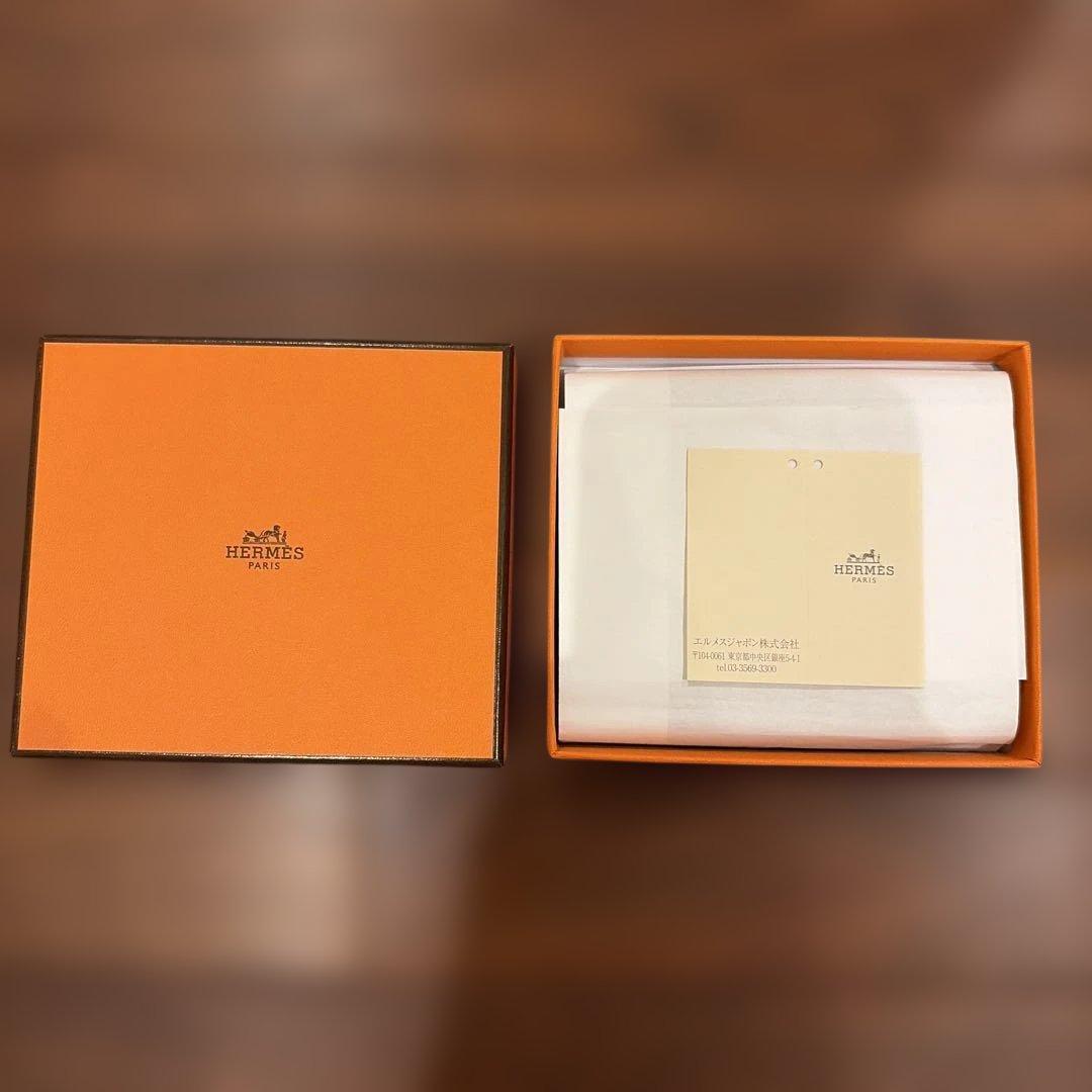 エルメス HERMES シルクインコンパクト