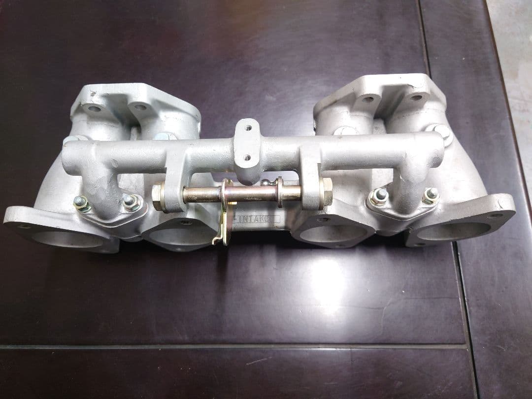 SR311 インテークマニホールド 50パイ SR311 インテークマニホールド 50パイ ダットサン フェアレディー