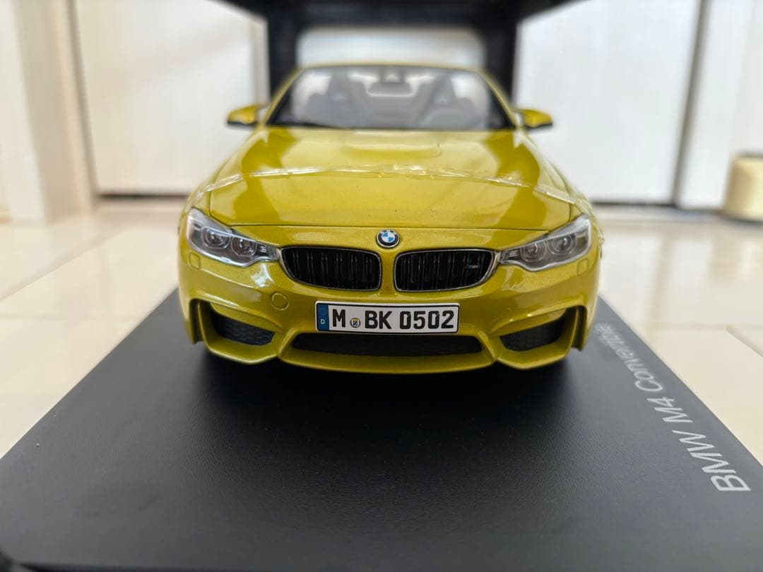 BMW M4 Cabriolet F33 ミニカー Paragonディーラー18