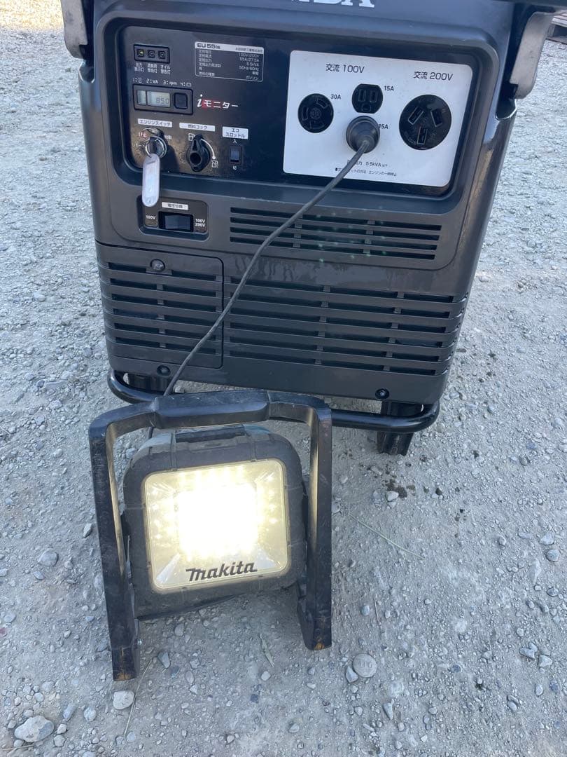 ホンダ インバーター発電機 EU55is 5.5kVA 単相100V・200V