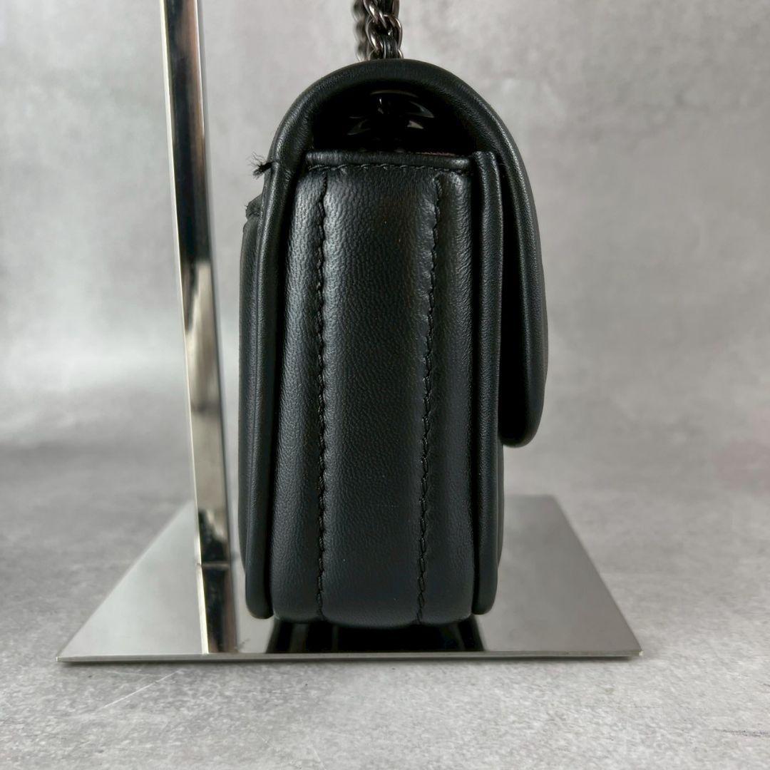 コーチ　ブラック キルティング ショルダーバッグ チェーンショルダー