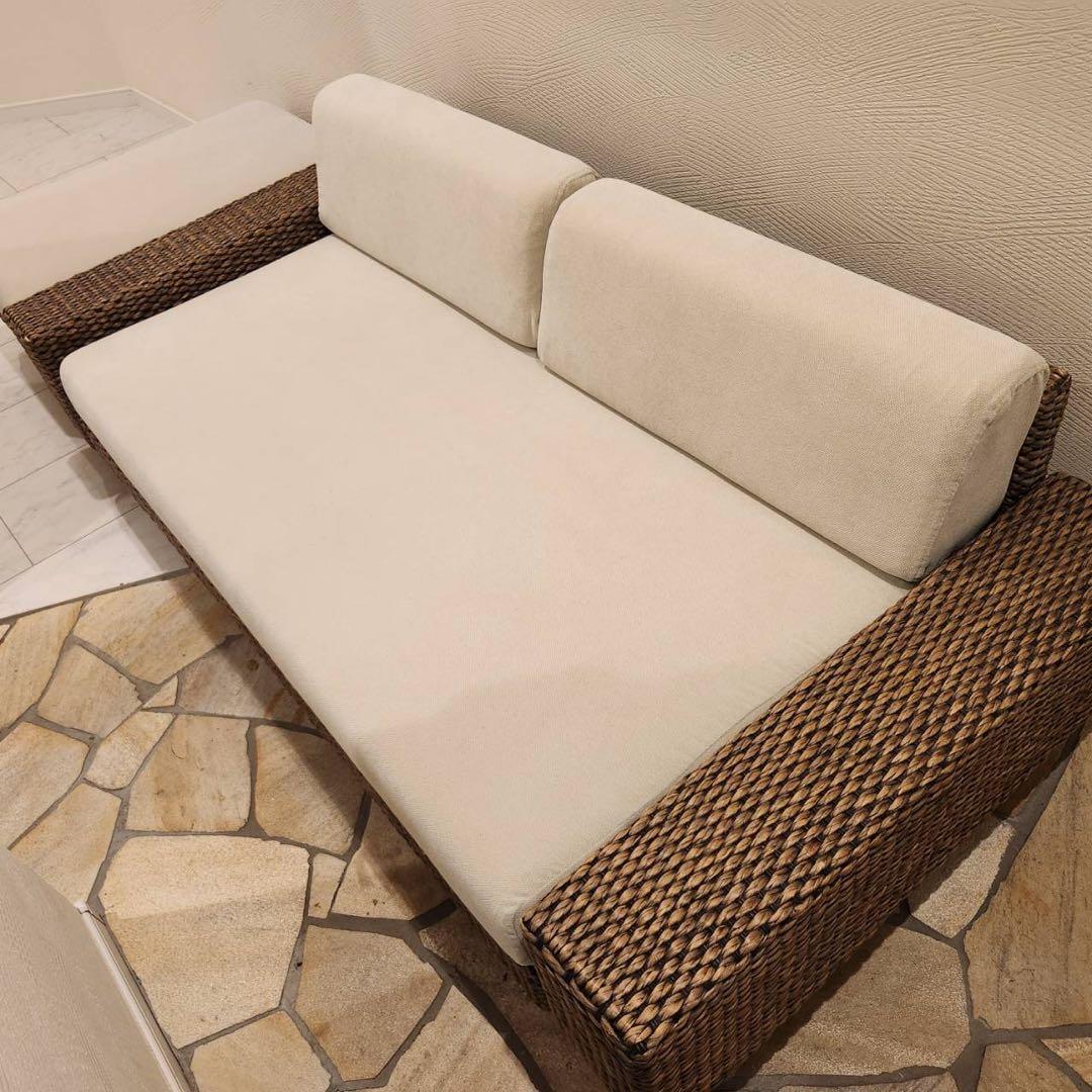 a.flatケイ・ローソファ 2.5人掛け &オットマン+テーブルセット