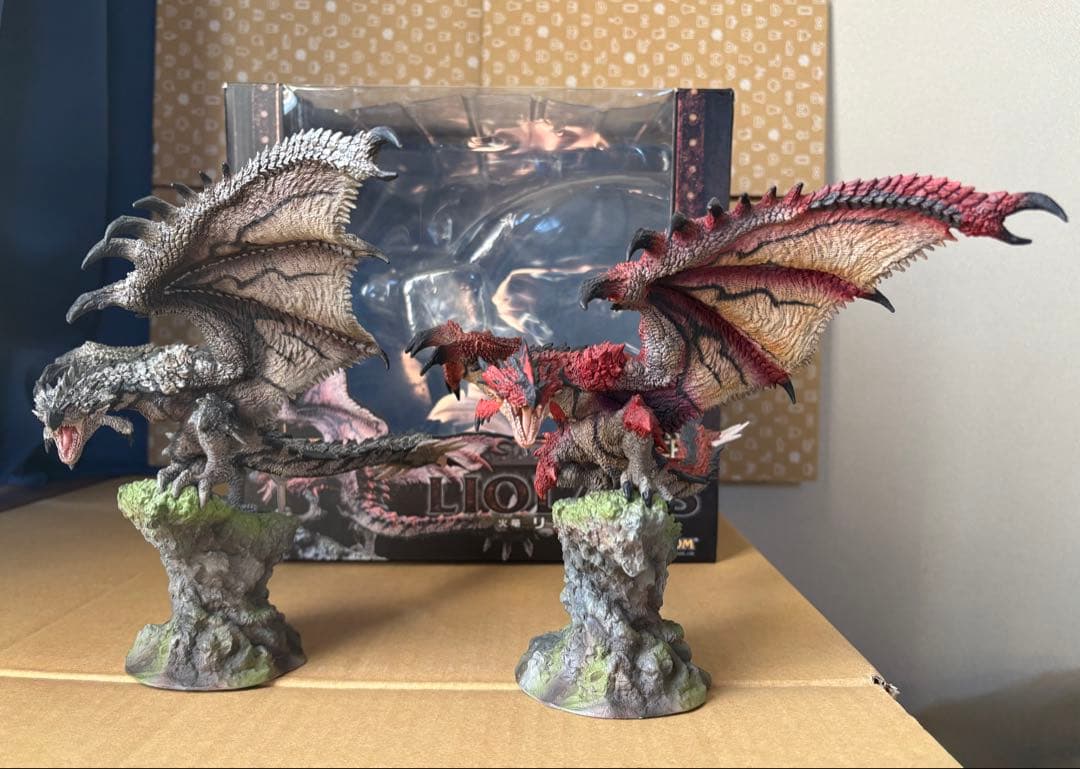 クリエイターズモデル リオレウス リオレウス希少種 モンハン