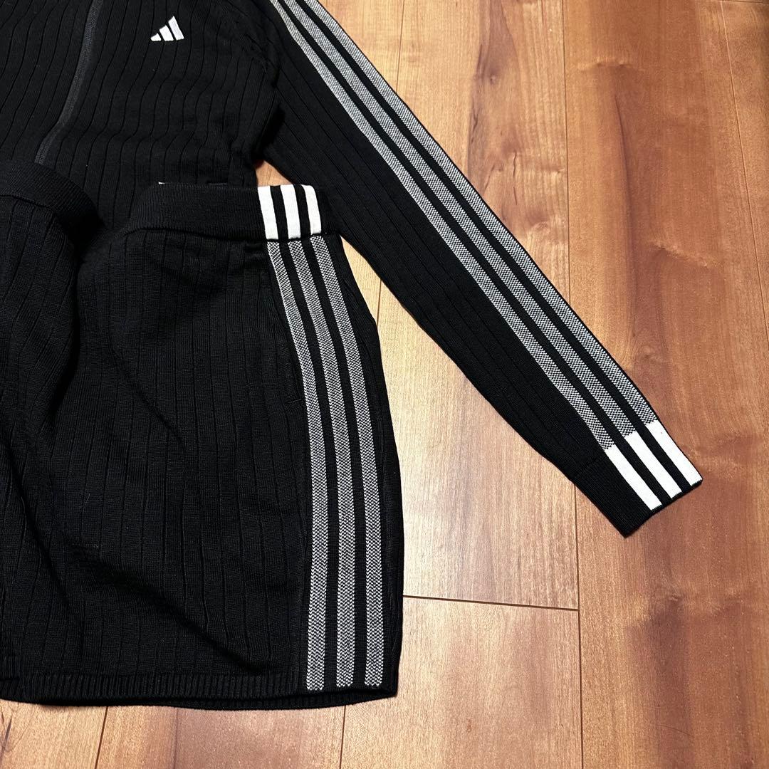 防風　裏地付き　ニット　セットアップ　ブラック　サイズS 新品タグ付　秋冬