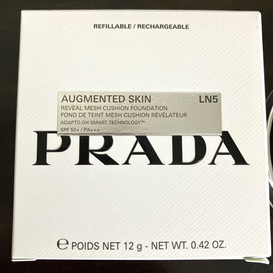 プラダ　クッションファンデーション