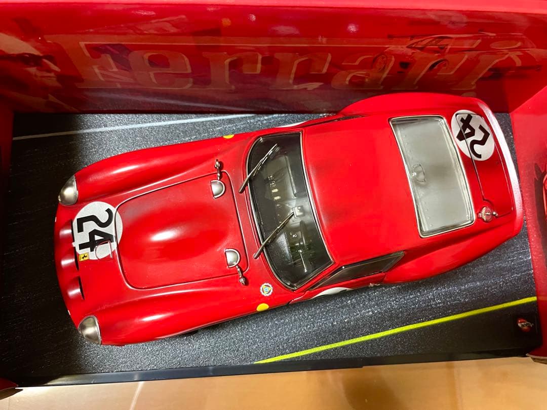 価格変更1/18ホットウィール フェラーリ250GTO ウェザリング仕様 未展示