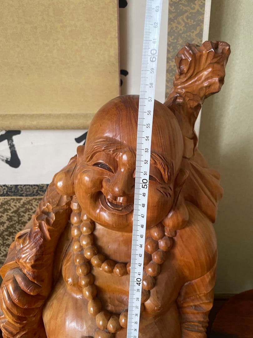 美品 骨董品 高級木彫り 大黒様 木製の笑顔の仏像セット 木彫り 赤い座布団