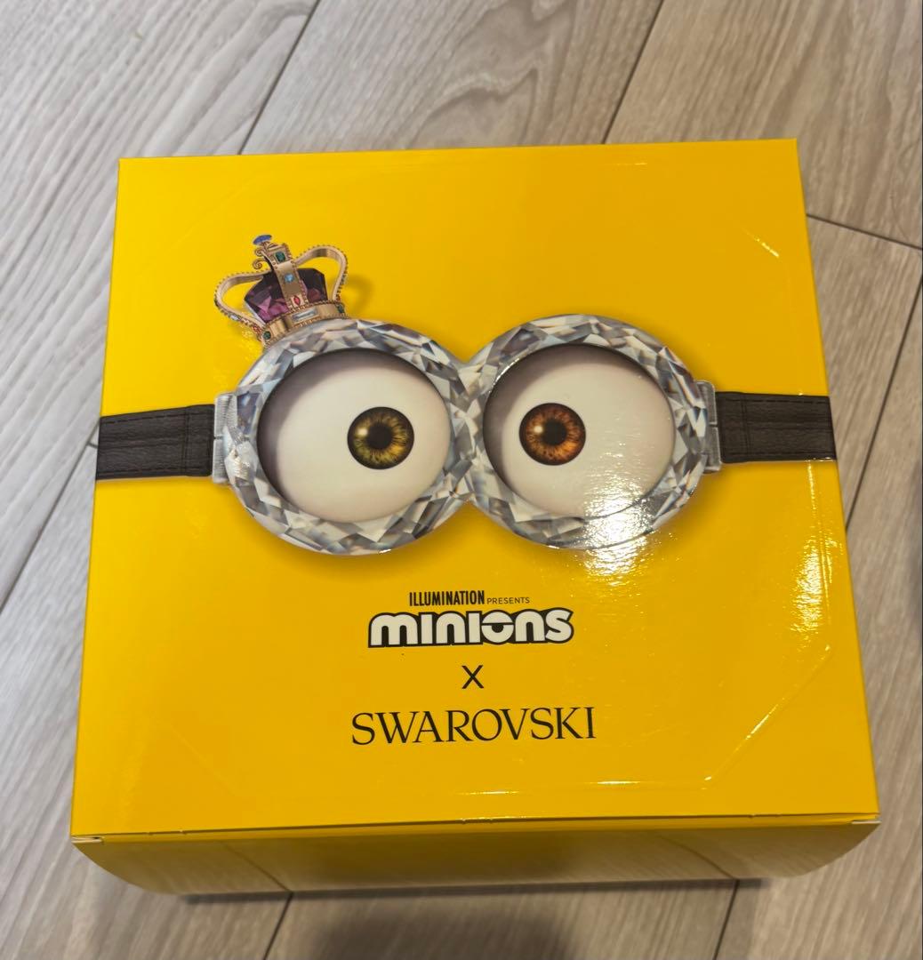 ミニオン スワロフスキー 王冠付きフィギュア