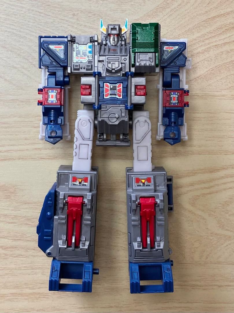 DXトランスフォーマーガム メタリックバージョン フォートレスマキシマス