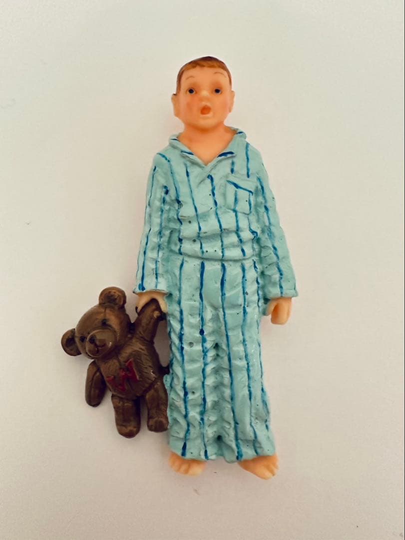 【新品未使用】weekendsウィークエンズ パジャマ少年ブローチ 2026年最新】WEEKENDS ブローチの人気アイテム - メルカリ