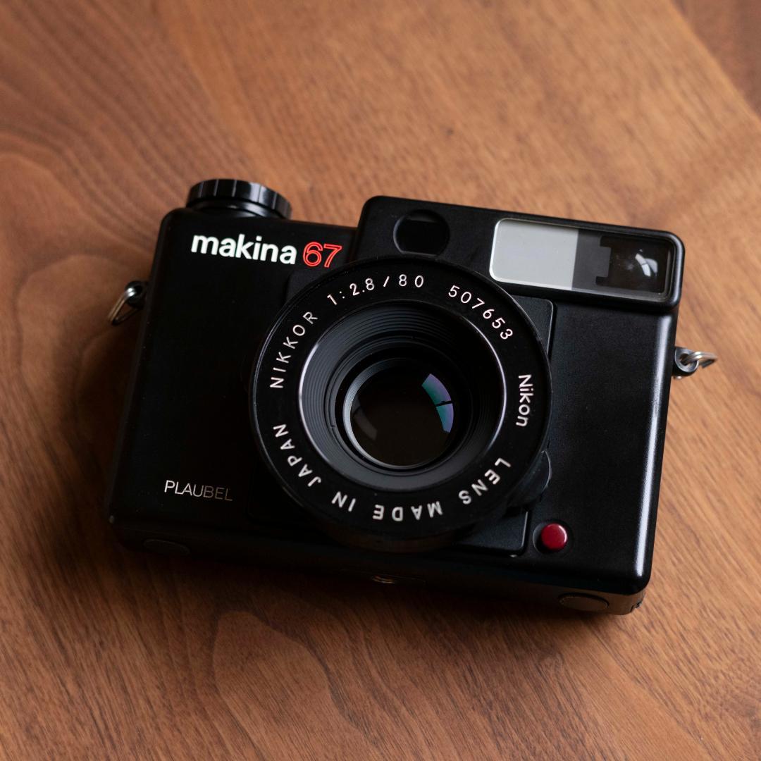 完動品】Plaubel makina67 マキナ67 良品 - メルカリ