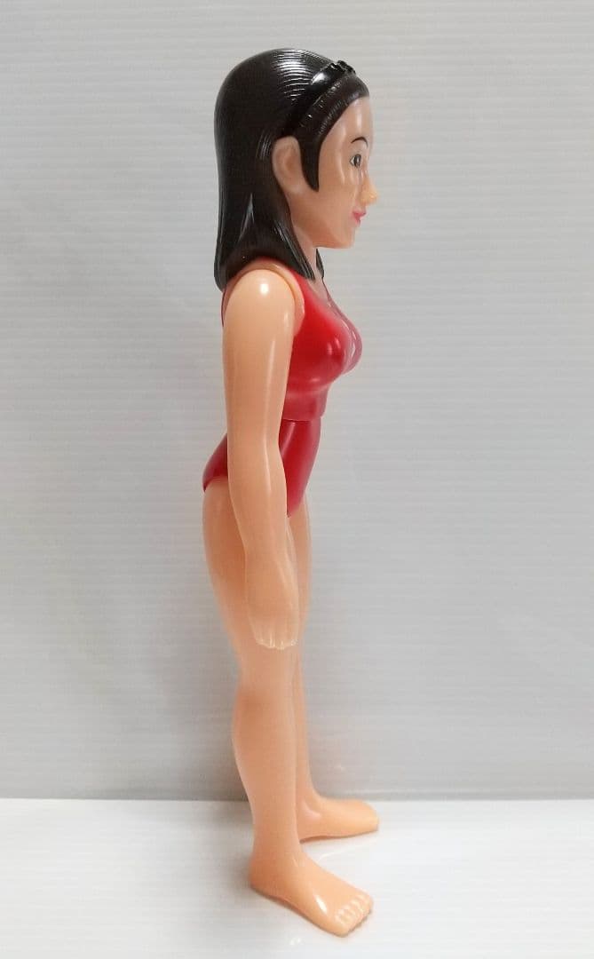 マーミット アンヌ隊員 赤水着 ソフビ 世紀の大怪獣シリーズ 怪獣天国