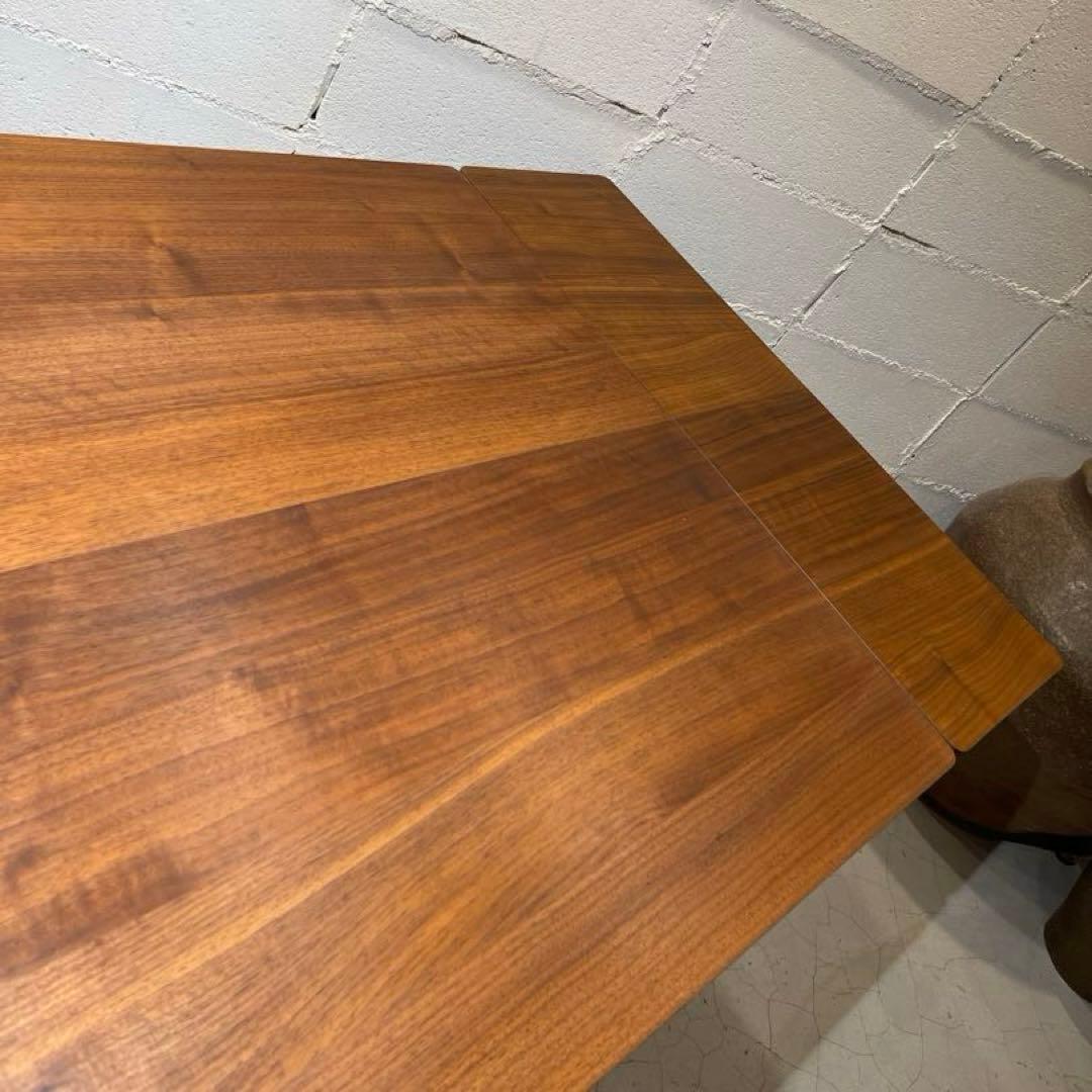 ウニコ　トリト　エクステンションテーブル　ウォールナット色　オーク材　伸長式