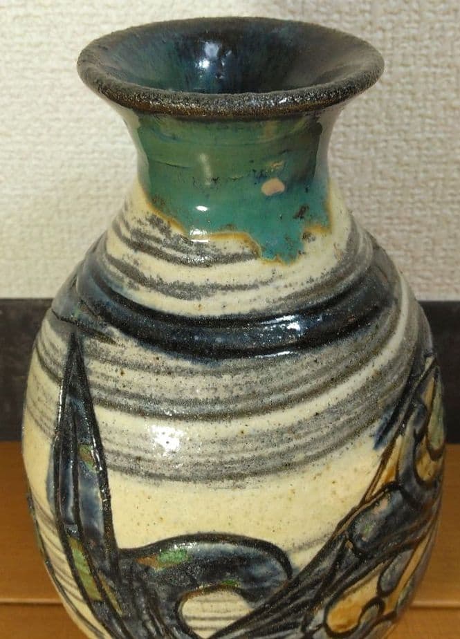 人間国宝 金城次郎 壷屋焼 魚紋花瓶 栞 共箱 壺屋焼 やちむん