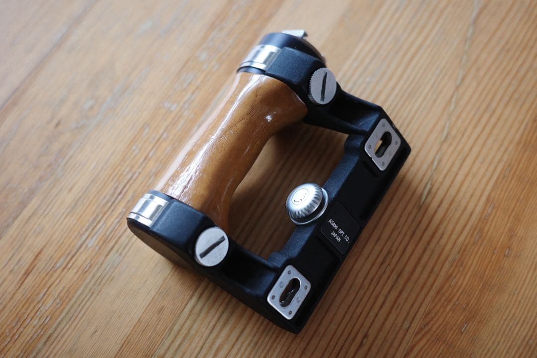 PENTAX 67 グリップ Amazon | PENTAX 6x7 67用木製グリップ | カメラ用カメラグリップ 通販