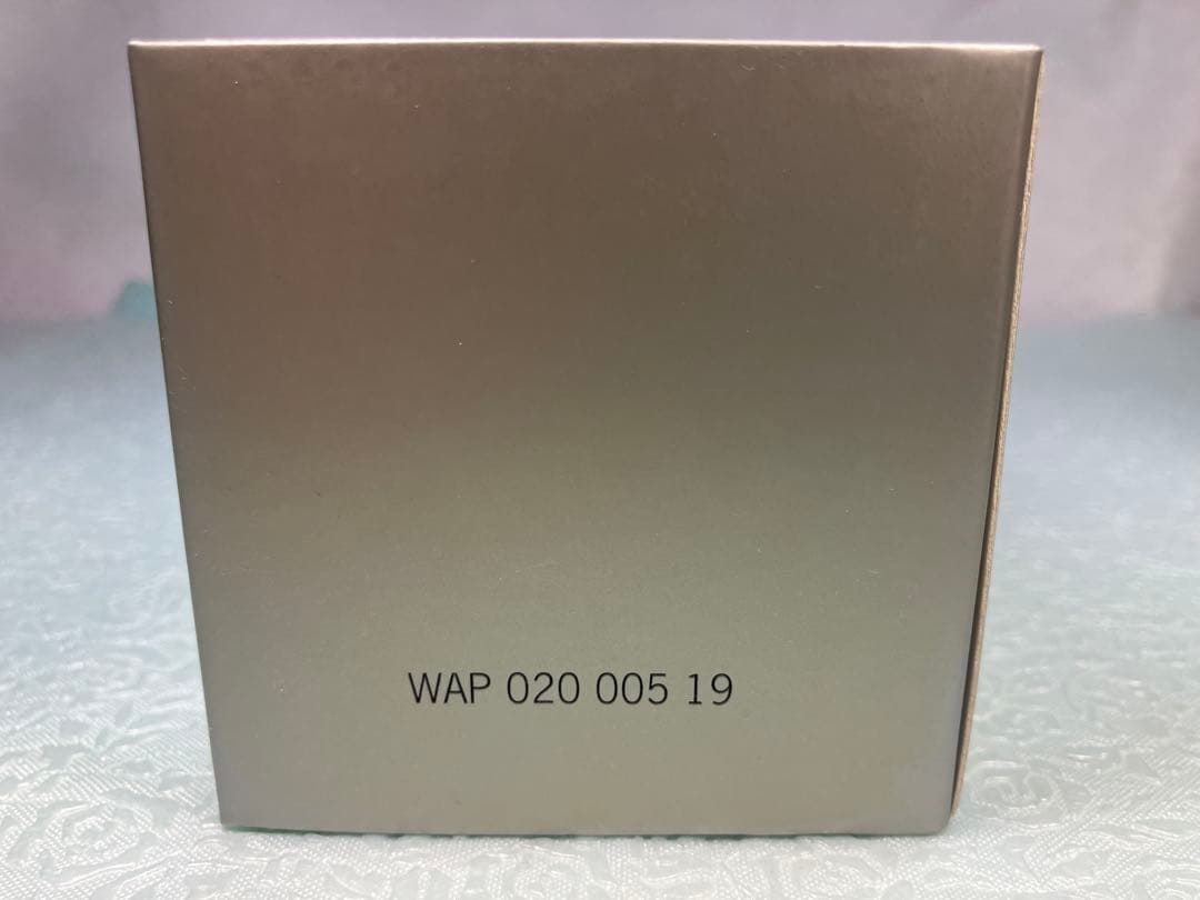 ミニチャンプス　Porshe Panamera Turbo シルバー