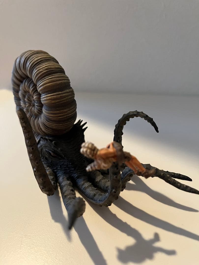 巨大アンモナイトフィギュア　特撮レアもの