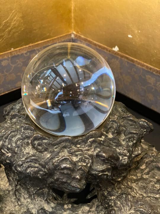 □送料無料□ 銅器 獅子 古美術 骨董賓 岩上の獅子 水晶？