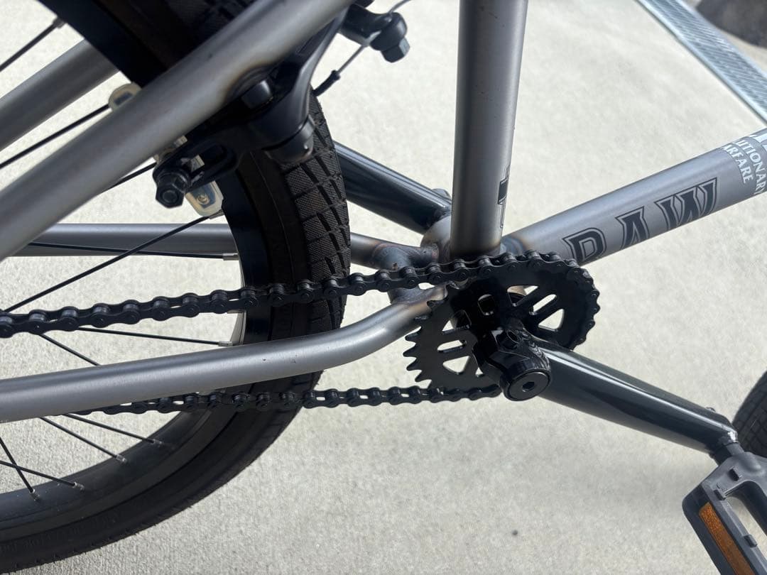 hikari※引き取り限定！BMX ダーカスワンRAW