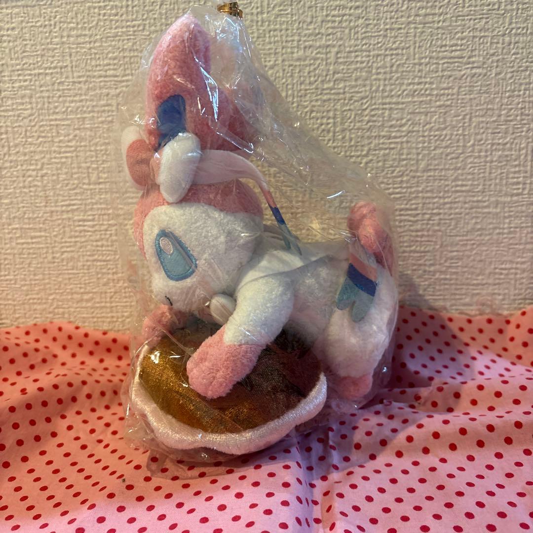 ポケモンセンター限定　PokéPalre ニンフィア　ぬいぐるみ 未使用タグ付き