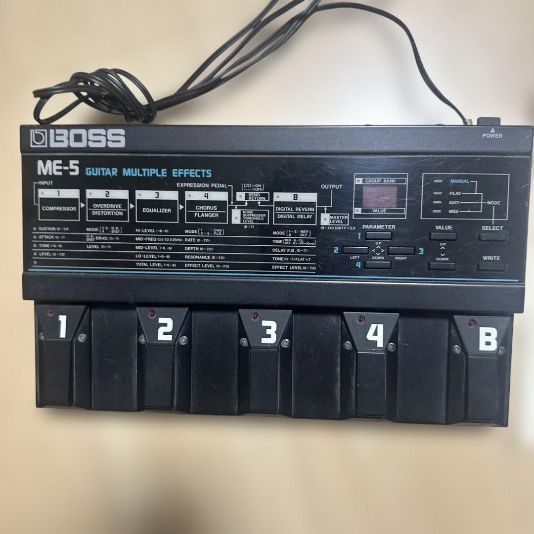 BOSS ME-5 ギターエフェクター　マニュアルあり