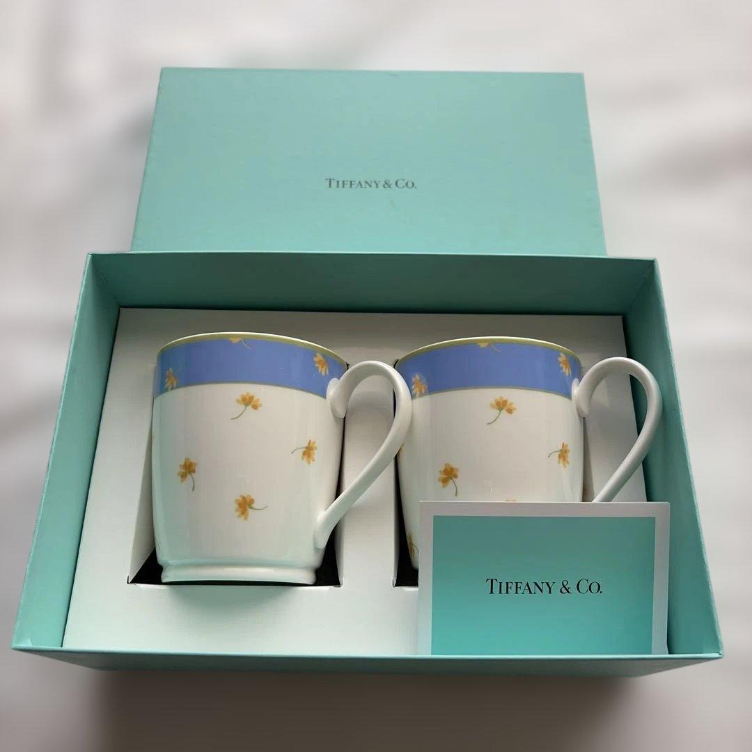 新品・未使用・箱あり】ティファニー バレー ペアマグカップ - メルカリ