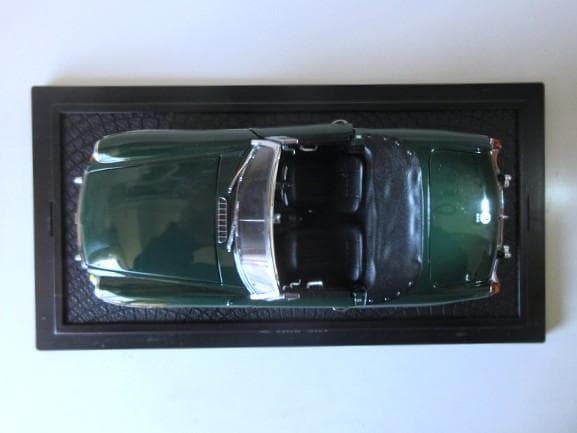 特価 京商 (1/18) MGB MK.Ⅰ