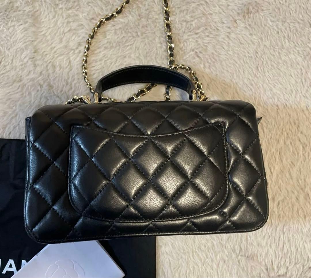 ノベルティ　シャネル　ショルダーバッグ　チェーン　ラムスキン　即日発送