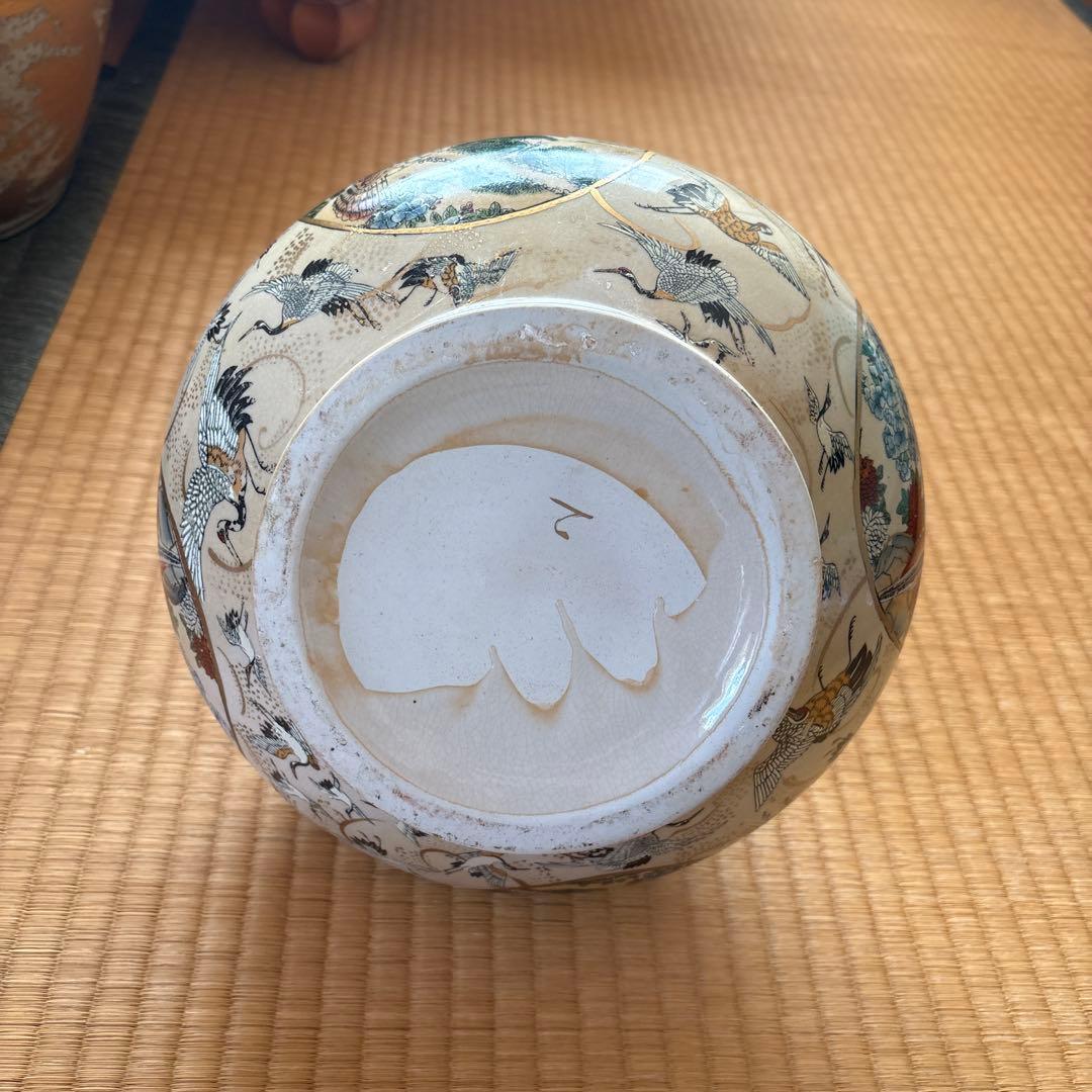 鳥の絵柄 陶器 花瓶　薩摩焼